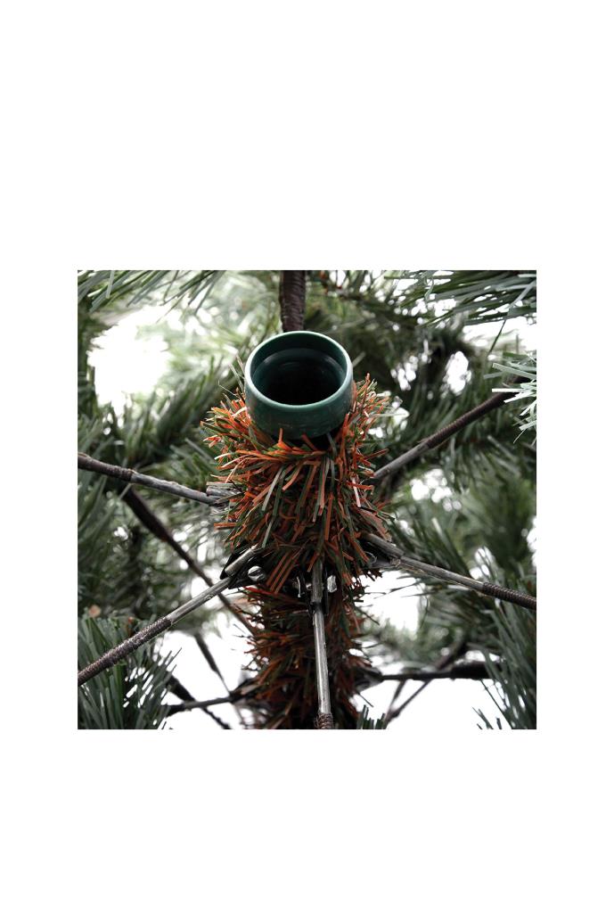 Luxury Christmas Tree Snow Frosted Pine Cone and Red Berries Xmas Tree 4/5/6Ft Luxury Christmas Tree Snow Frosted Pine Cone and Red Berries Xmas Tree 4/5/6Ft